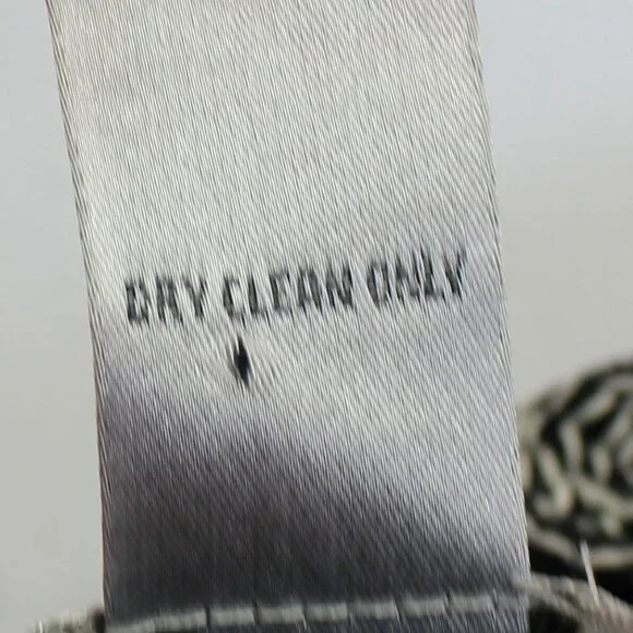 #557B Chico's Black & White Patterned Dress Jacket Size 3 (16) - Picture 10 of 10